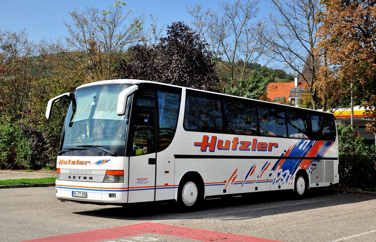 Setra 300er Serie von Hutzler aus der BRD am 7.Sept. 2014 in Krems gesehen.