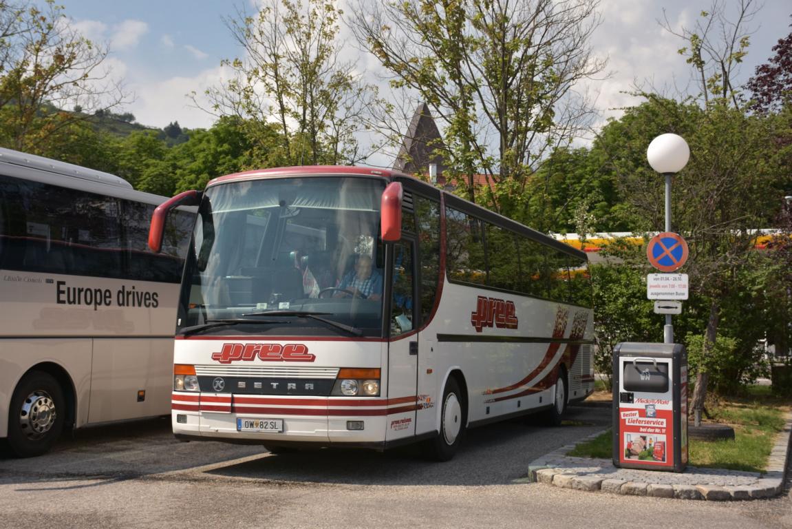 Setra 300er-Serie von PREE Reisen aus sterreich 2018 in Krems gesehen.