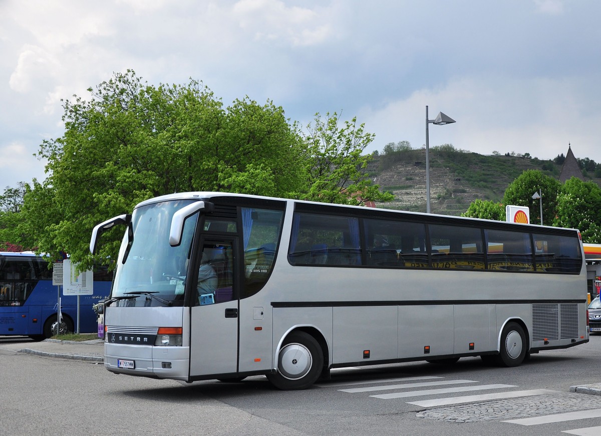 Setra 315 HD aus Wien im Mai 2014 in Krems.