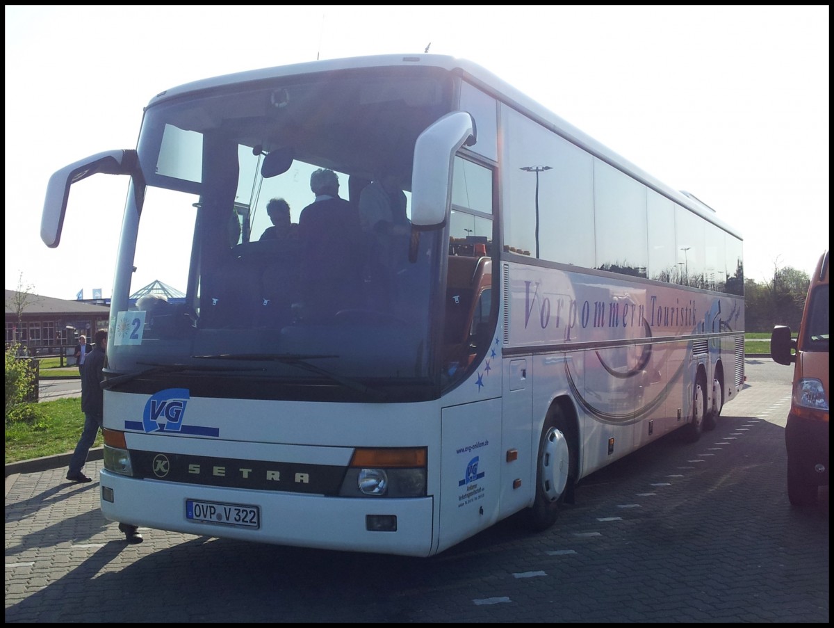 Setra 317 GT-HD der Anklamer Verkehrsgesellschaft bei der Raststtte Fuchsberg.