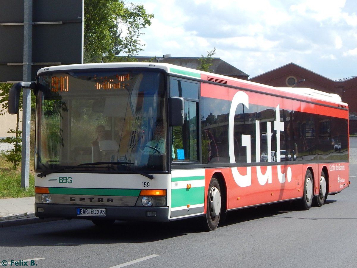 Setra 319 NF der Barnimer Busgesellschaft in Eberswalde.