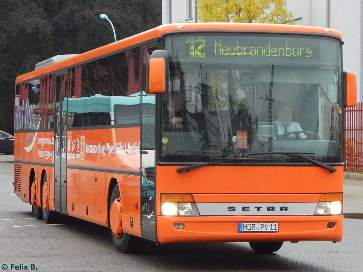 Setra 319 UL der PVM Waren in Neubrandenburg.