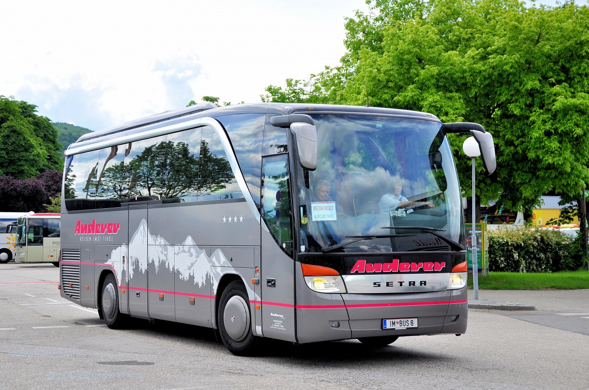 SETRA 411 HD von ANDERER Reisen aus sterreich am 22.5.2013 in Krems an der Donau.