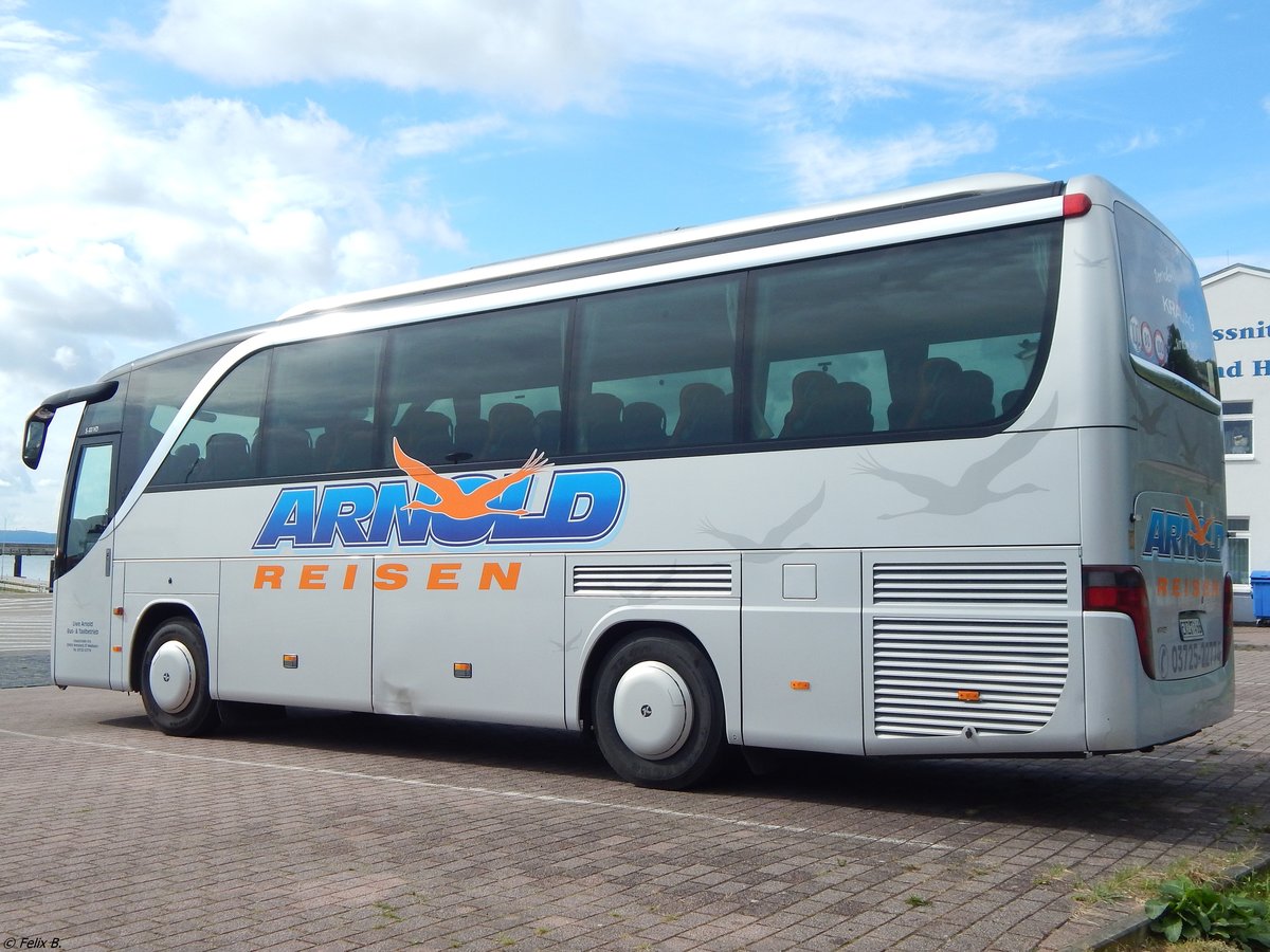 Setra 411 HD von Arnold Reisen aus Deutschland im Stadthafen Sassnitz.