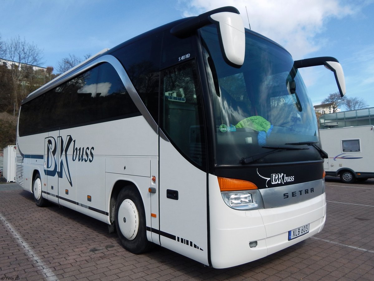 Setra 411 HD von BK-buss aus Schweden im Stadthafen Sassnitz.