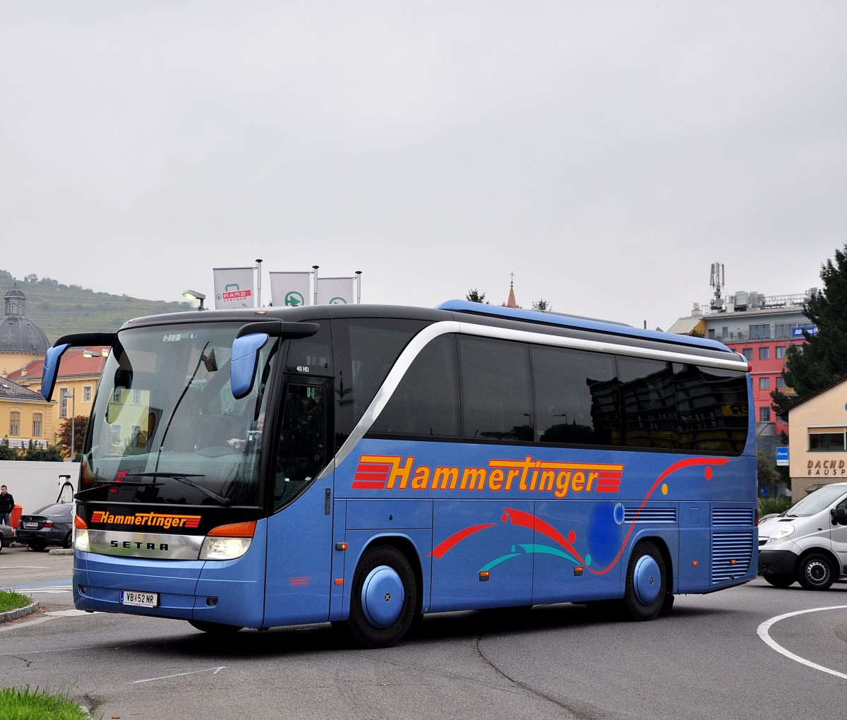 Setra 411 HD von Hammertinger aus sterreich im Okt.2014 in Krems.