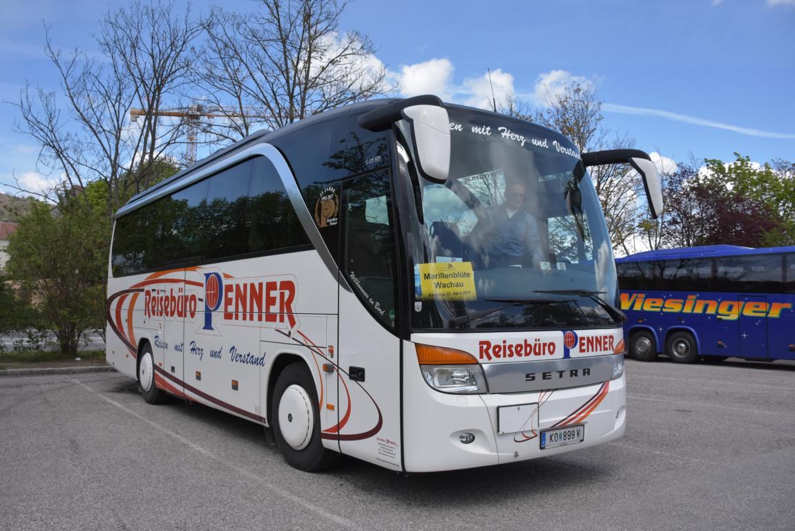 Setra 411 HD vom Reisebro Penner aus sterreich in Krems.