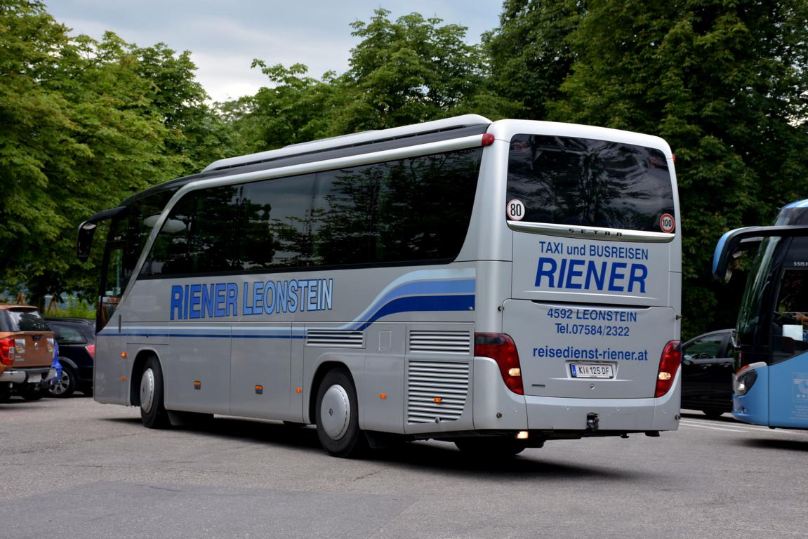 Setra 411 HD von RIENER Reisen aus sterreich 06/2017 in Krems.