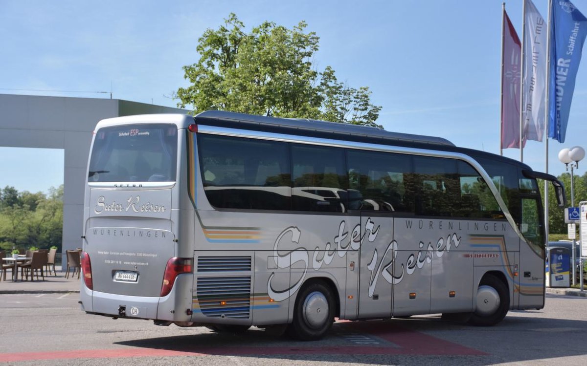 Setra 411 HD von Suter Reisen aus der CH in Krems.