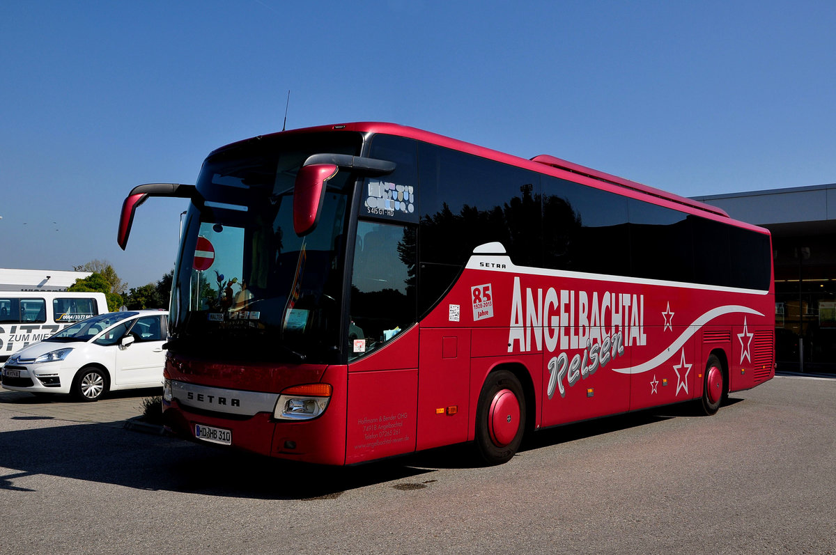 Setra 415 GT-HD von  Angelbachtal Reisen  Hoffmann und Bender aus der BRD in Krems.