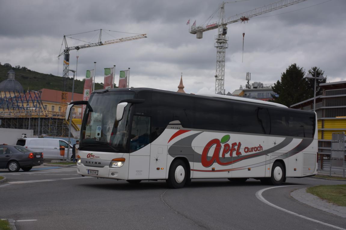 Setra 415 GT- HD von Apfl Reisen aus sterreich 09/2017 in Krems.