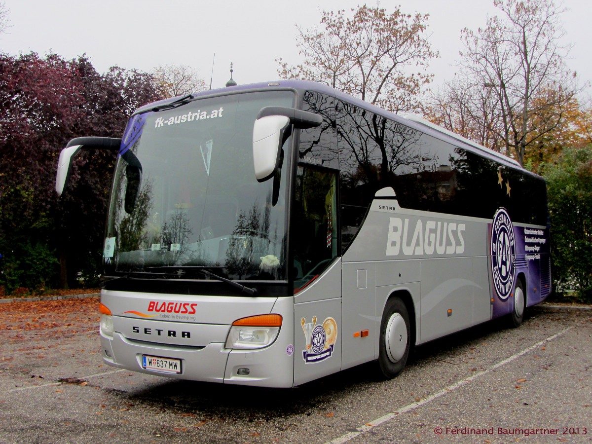 Setra 415 GT-HD von Blaguss/Wien im Okt.2013 in Krems.