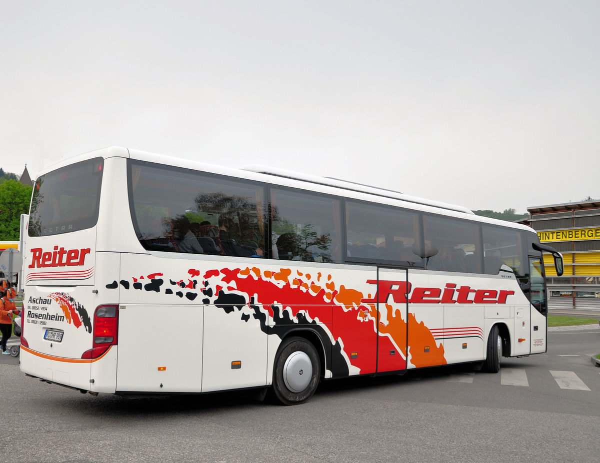 Setra 415 GT-HD con Reiter Reisen aus der BRD in Krems gesehen.