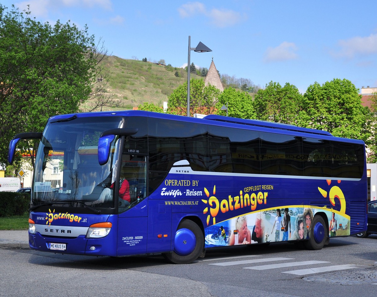 Setra 415 GT-HD von Datzinger Reisen aus sterreich am 18.4.2015 in Krems.