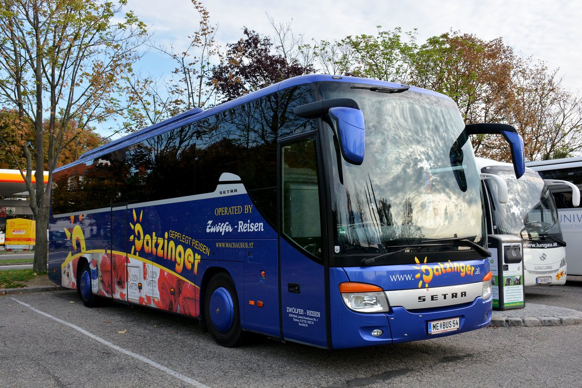 Setra 415 GT-HD von Datzinger Reisen aus Niedersterreich in Krems.