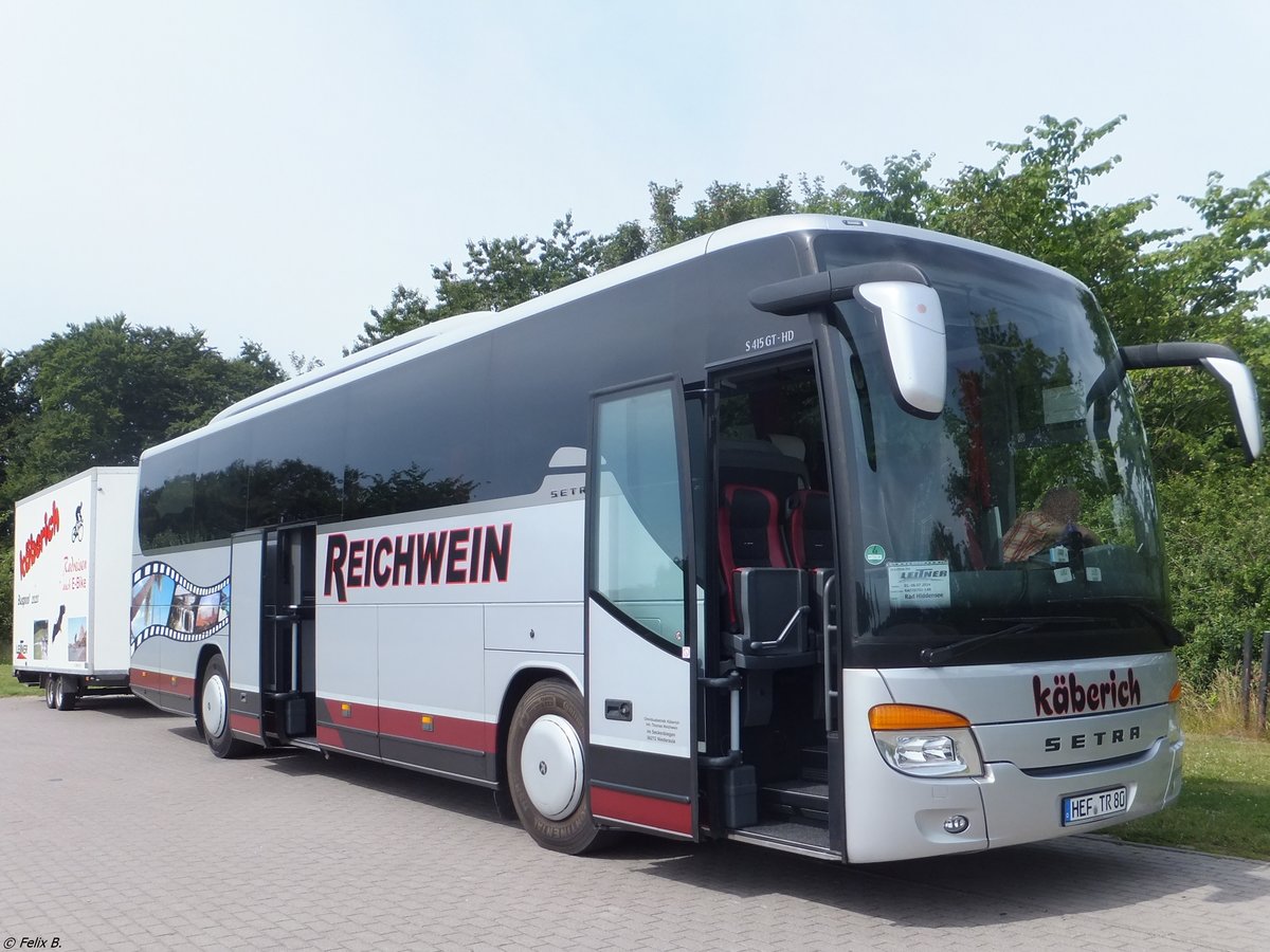 Setra 415 GT-HD von Käberich aus Deutschland mit Anhänger in Sassnitz.