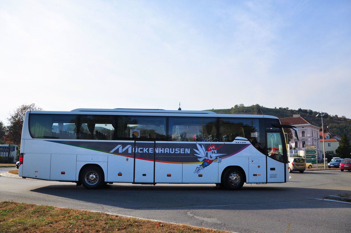 Setra 415 GT-HD von Mckenhausen Reisen aus der BRD in Krems.