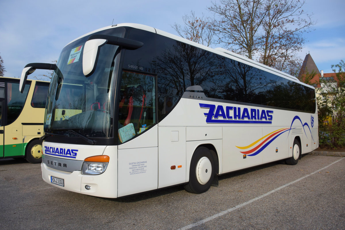 Setra 415 GT-HD vom Omnibusbetrieb Gustav Zacharis aus der BRD in Krems.