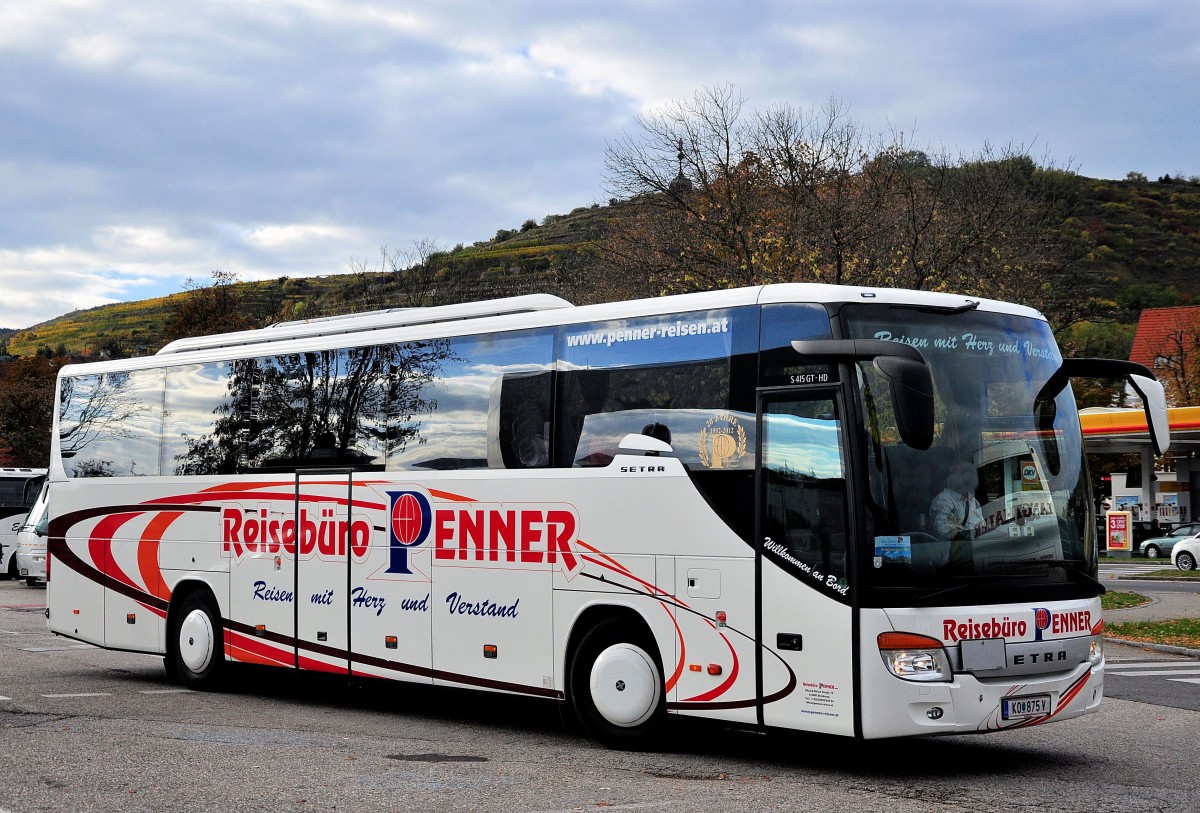 Setra 415 GT-HD von Penner Reisen aus sterreich im Herbst 2013 in Krems.