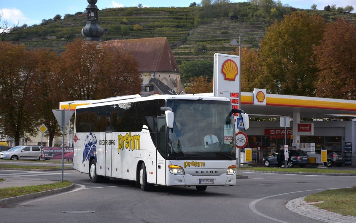 Setra 415 GT-HD von PREHM Reisen aus sterreich 10/2017 in Krems.