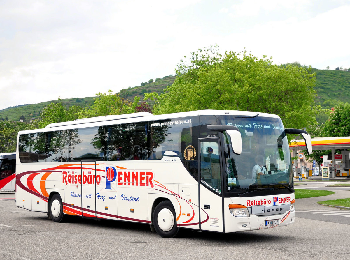 Setra 415 GT-HD vom Reisebro Penner aus Niedersterreich in Krems.