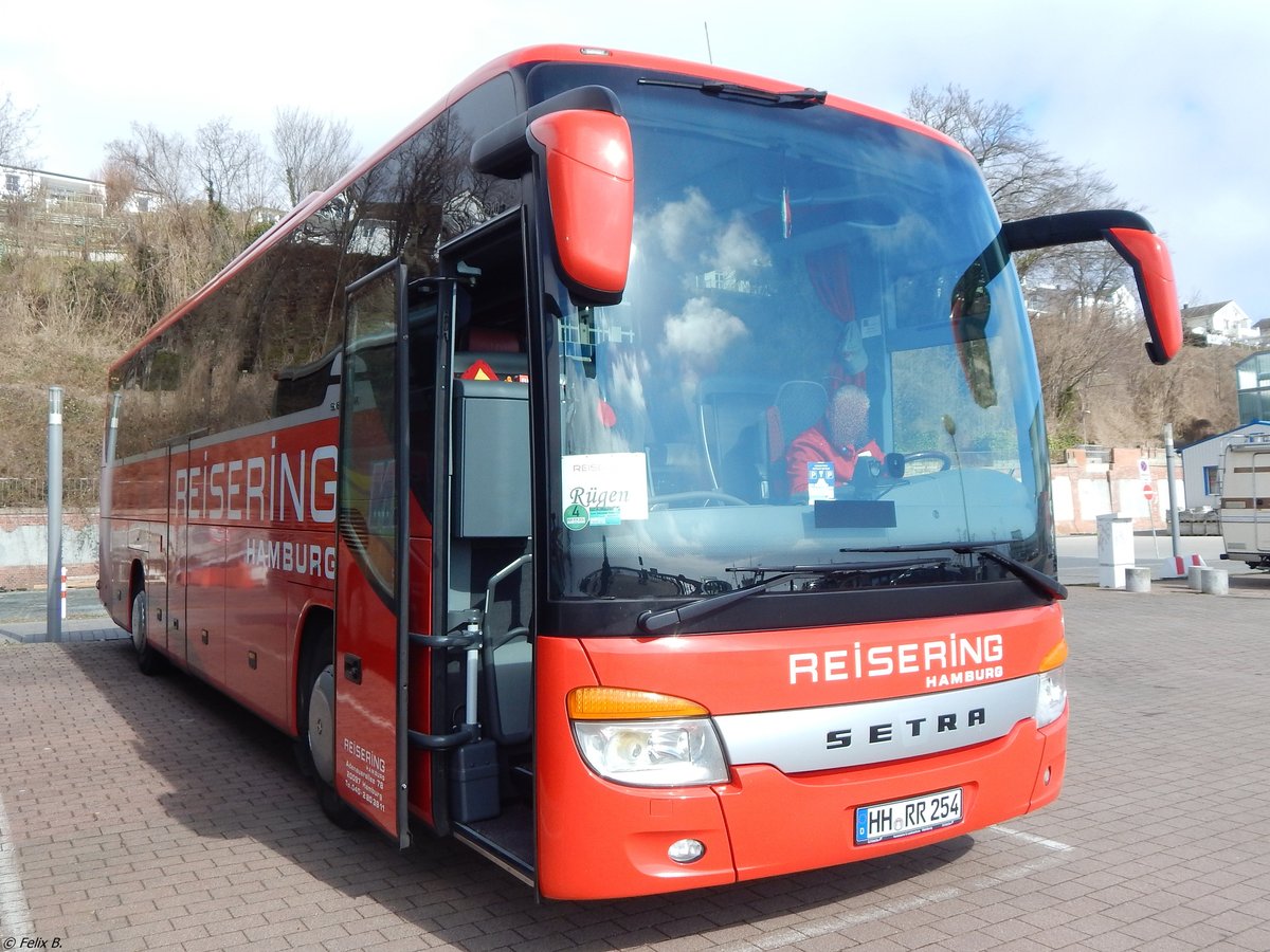 Setra 415 GT-HD von Reisering Hamburg aus Deutschland im Stadthafen Sassnitz.