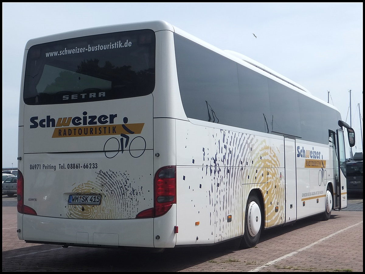 Setra 415 GT-HD von Schweizer aus Deutschland im Stadthafen Sassnitz.