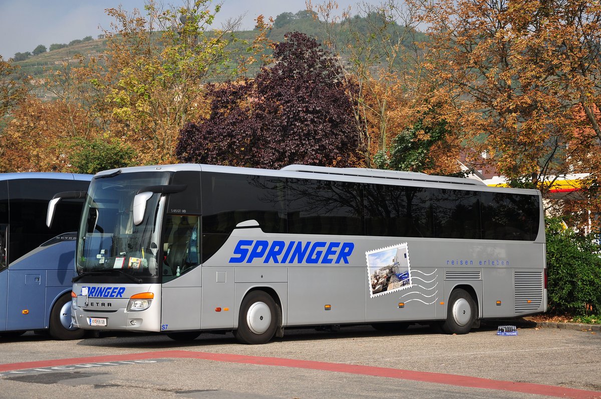 Setra 415 GT- HD von Springer Reisen aus sterreich in Krems.