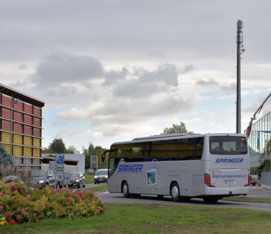 Setra 415 GT-HD von SPRINGER Reisen aus sterreich 10/2017 in Krems.