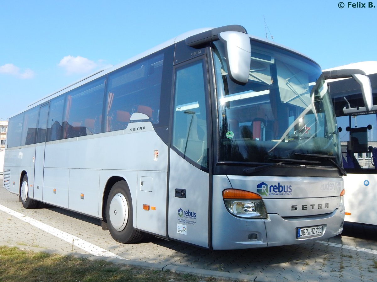 Setra 415 GT von Regionalbus Rostock in Rostock.