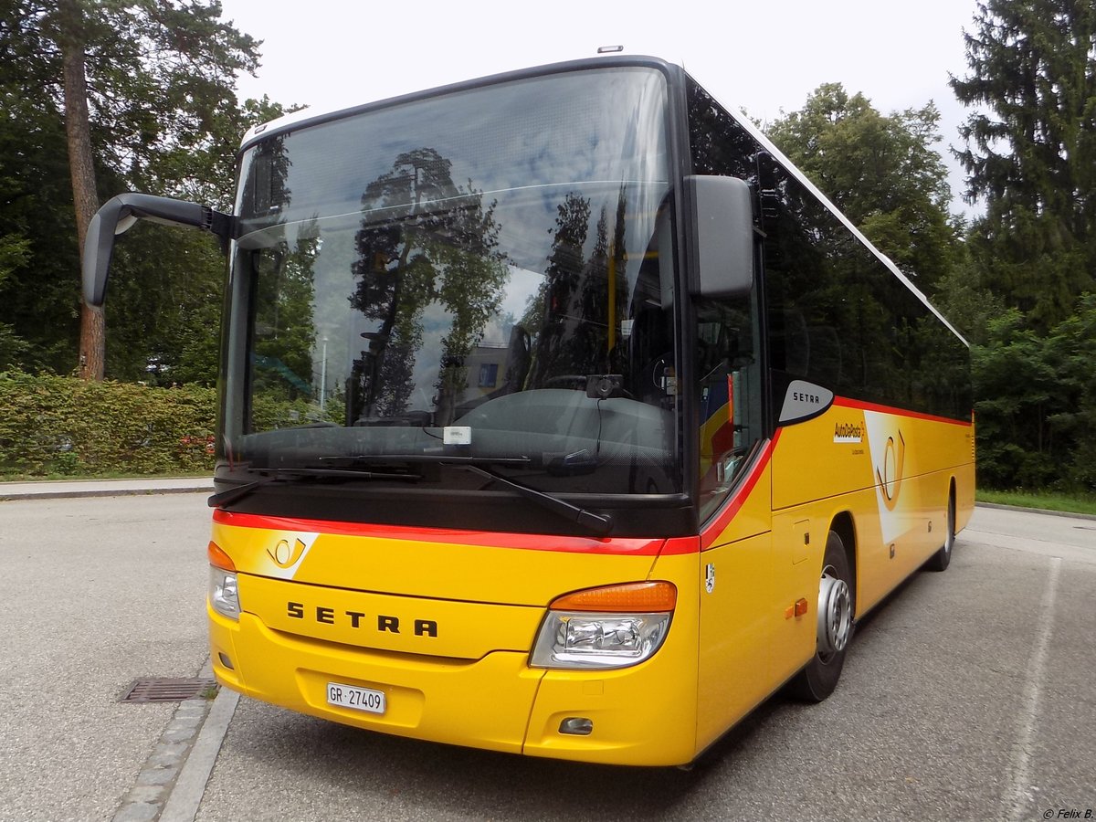 Setra 415 H von Postauto aus der Schweiz in München an der Bavaria Filmstadt.