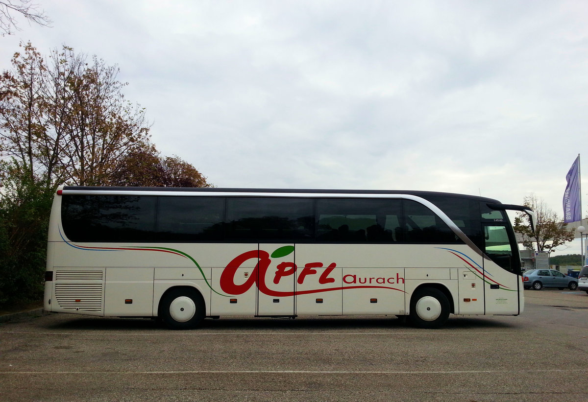 Setra 415 HD von Apfl Reisen aus sterreich in Krems.