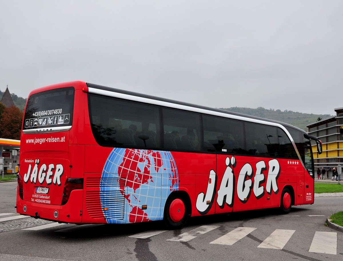 Setra 415 HD von Jger Reisen aus sterreich am 11.10.2014 in Krems.