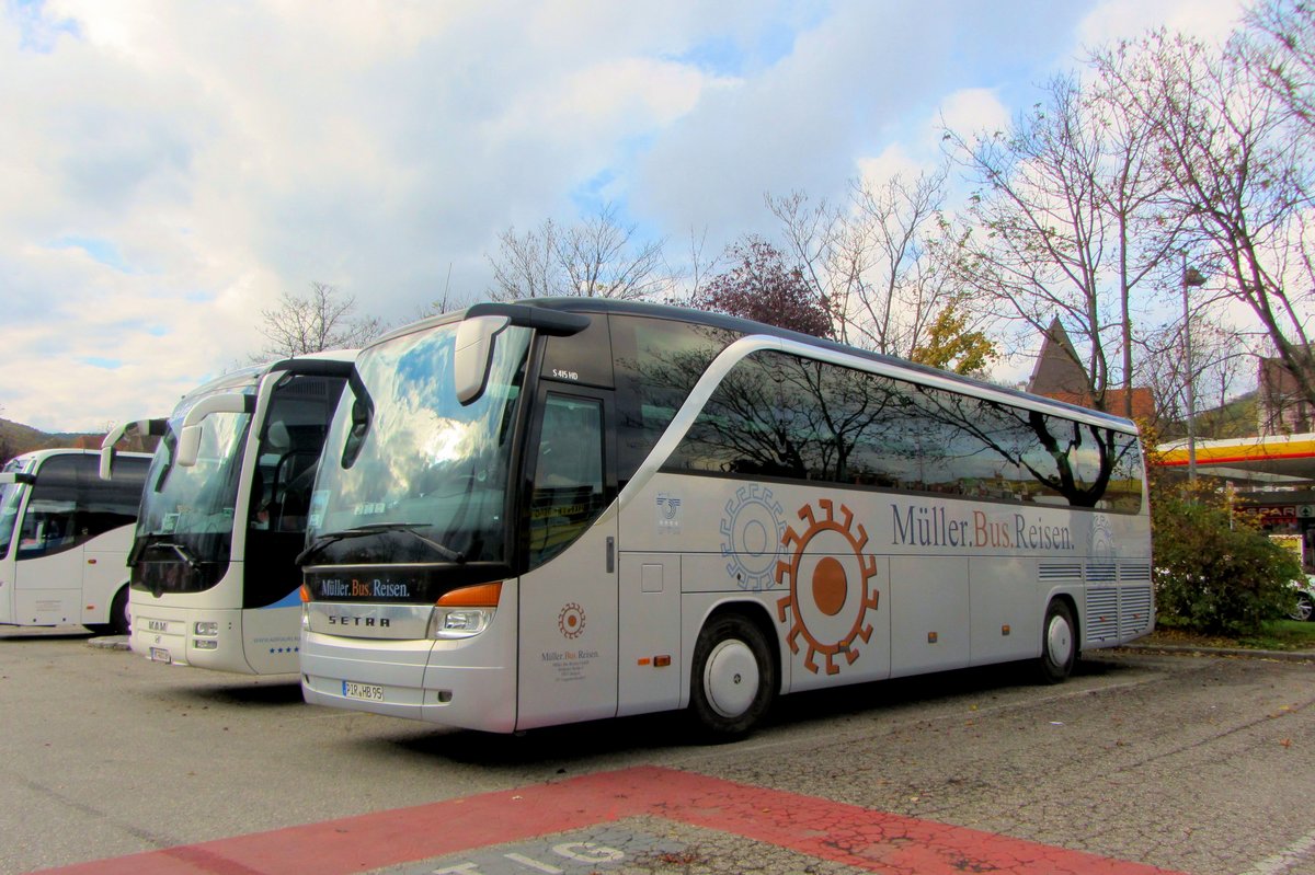 Setra 415 HD von Mller Busreisen aus der BRD in Krems.