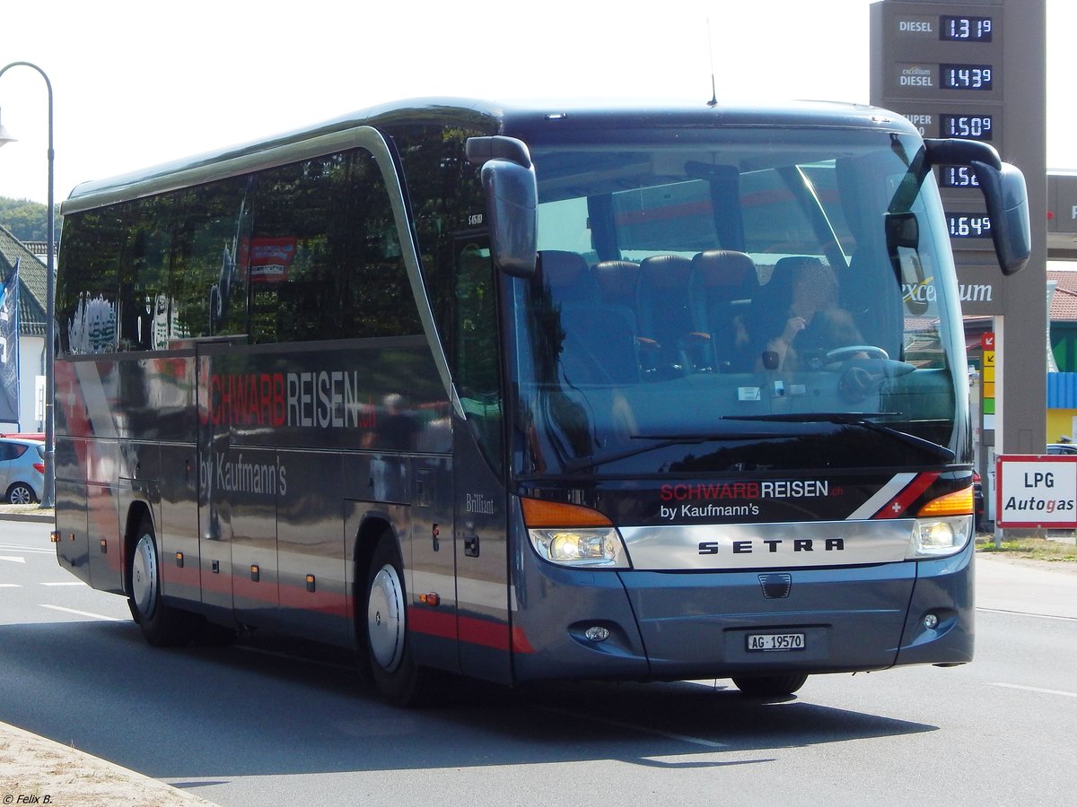 Setra 415 HD von Schwarb Reisen aus der Schweiz in Binz.