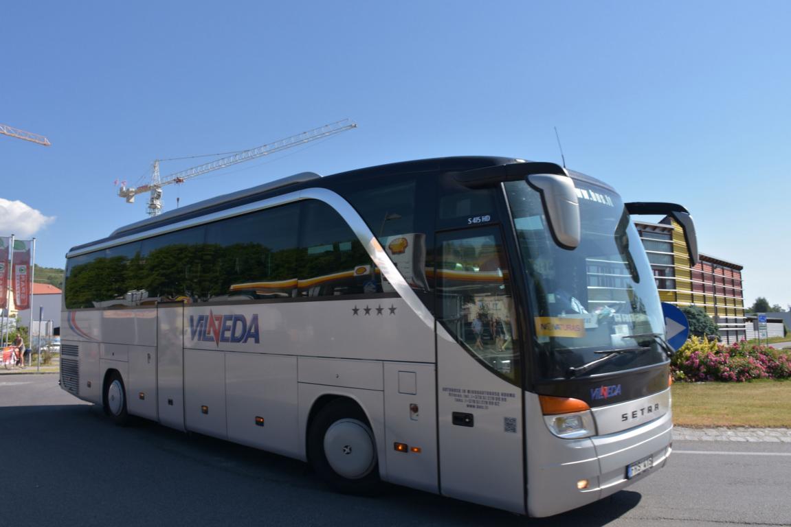 Setra 415 HD von VILNEDA Reisen aus LT in Krems.06/2017