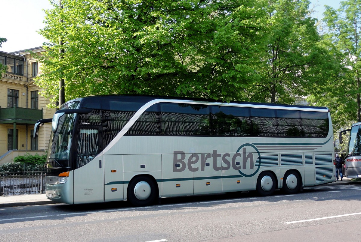 SETRA 415 HDH von BERTSCH Reisen Ende April 2014 in Leipzig beim Zoo gesehen.