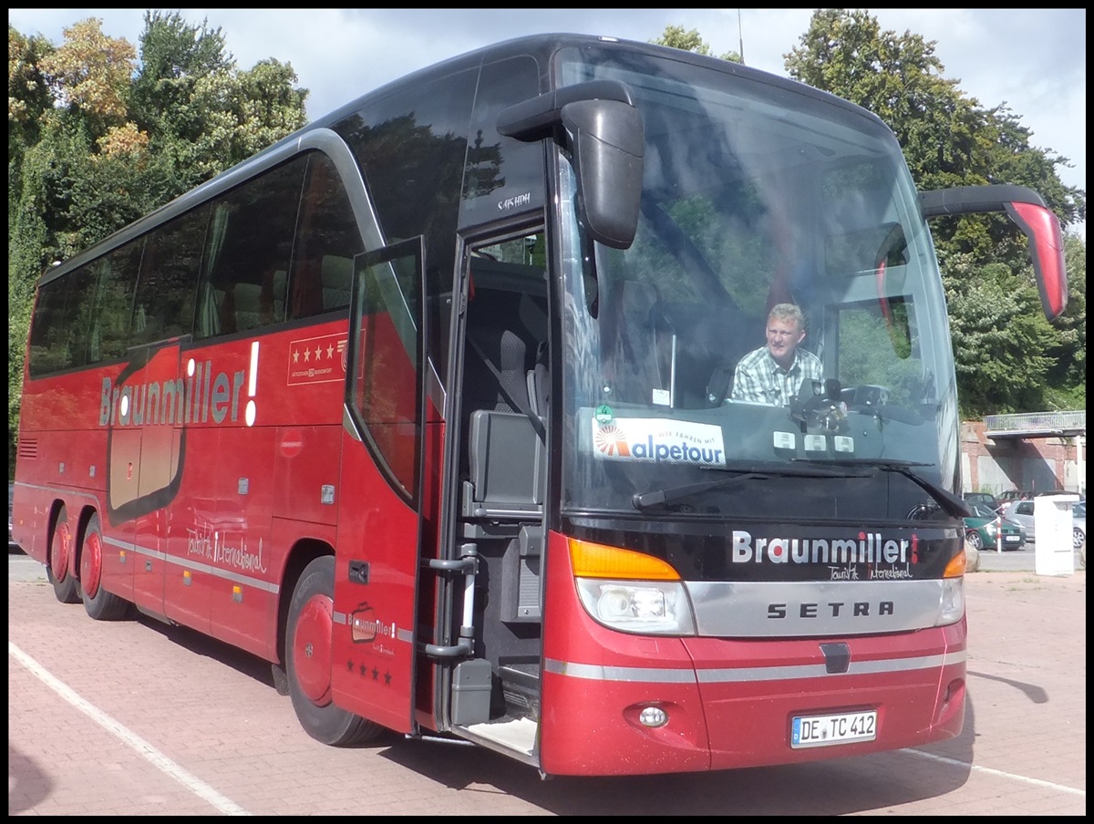 Setra 415 HDH von Braunmiller aus Deutschland im Stadthafen Sassnitz.