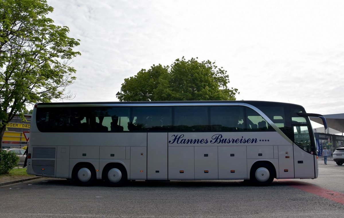 Setra 415 HDH von Hannes Busreisen aus sterreich in Krems.
