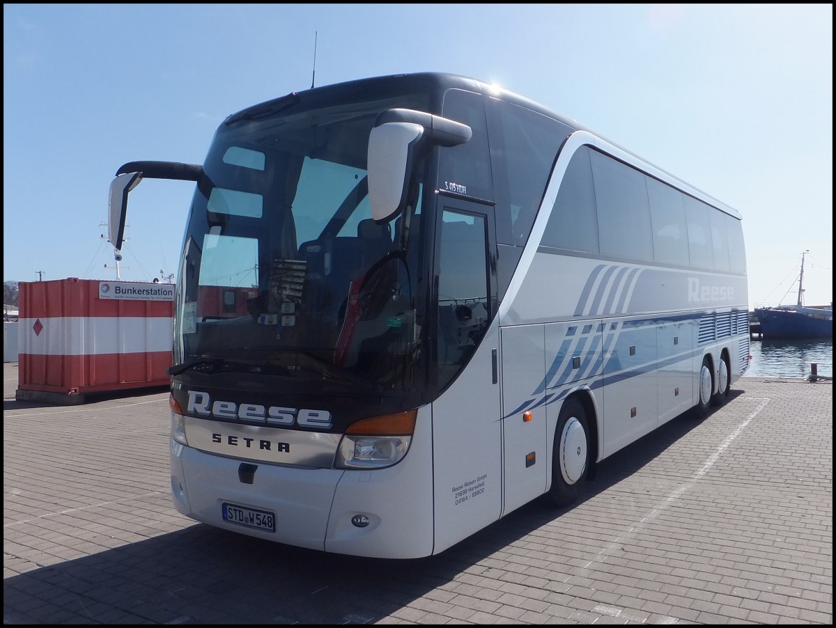 Setra 415 HDH von Reese aus Deutschland im Stadthafen Sassnitz.