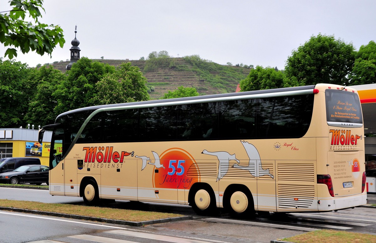 Setra 415 HDH vom Reisedienst Mller aus Deutschland am 17.Mai 2014 in Krems.