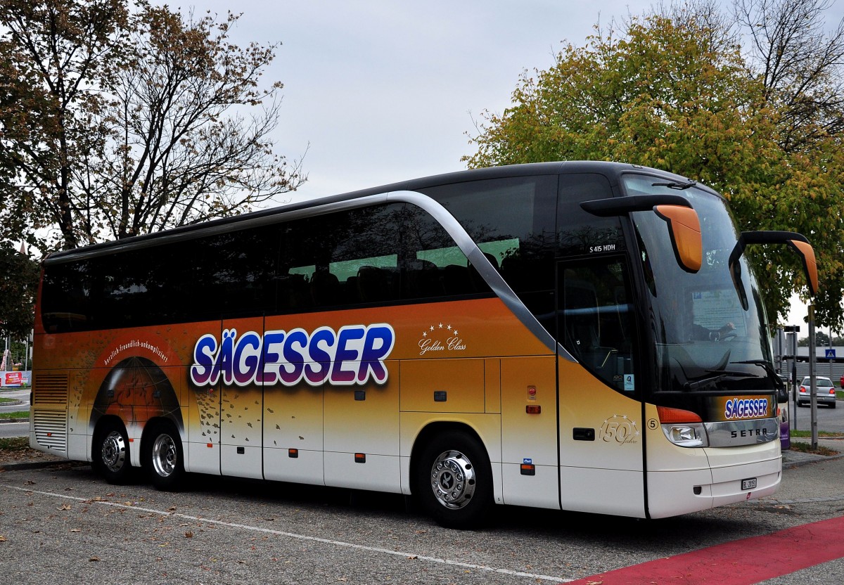 Setra 415 HDH von Sgesser / Schweiz im Herbst 2013 in Krems.