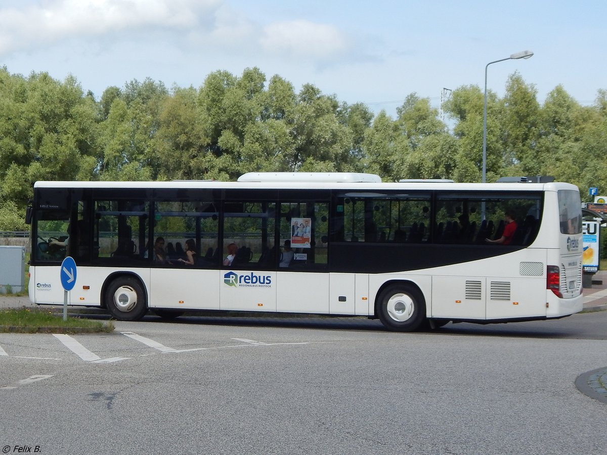 Setra 415 LE Business von Regionalbus Rostock in Rostock.