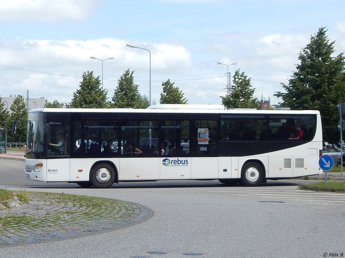 Setra 415 LE Business von Regionalbus Rostock in Rostock.