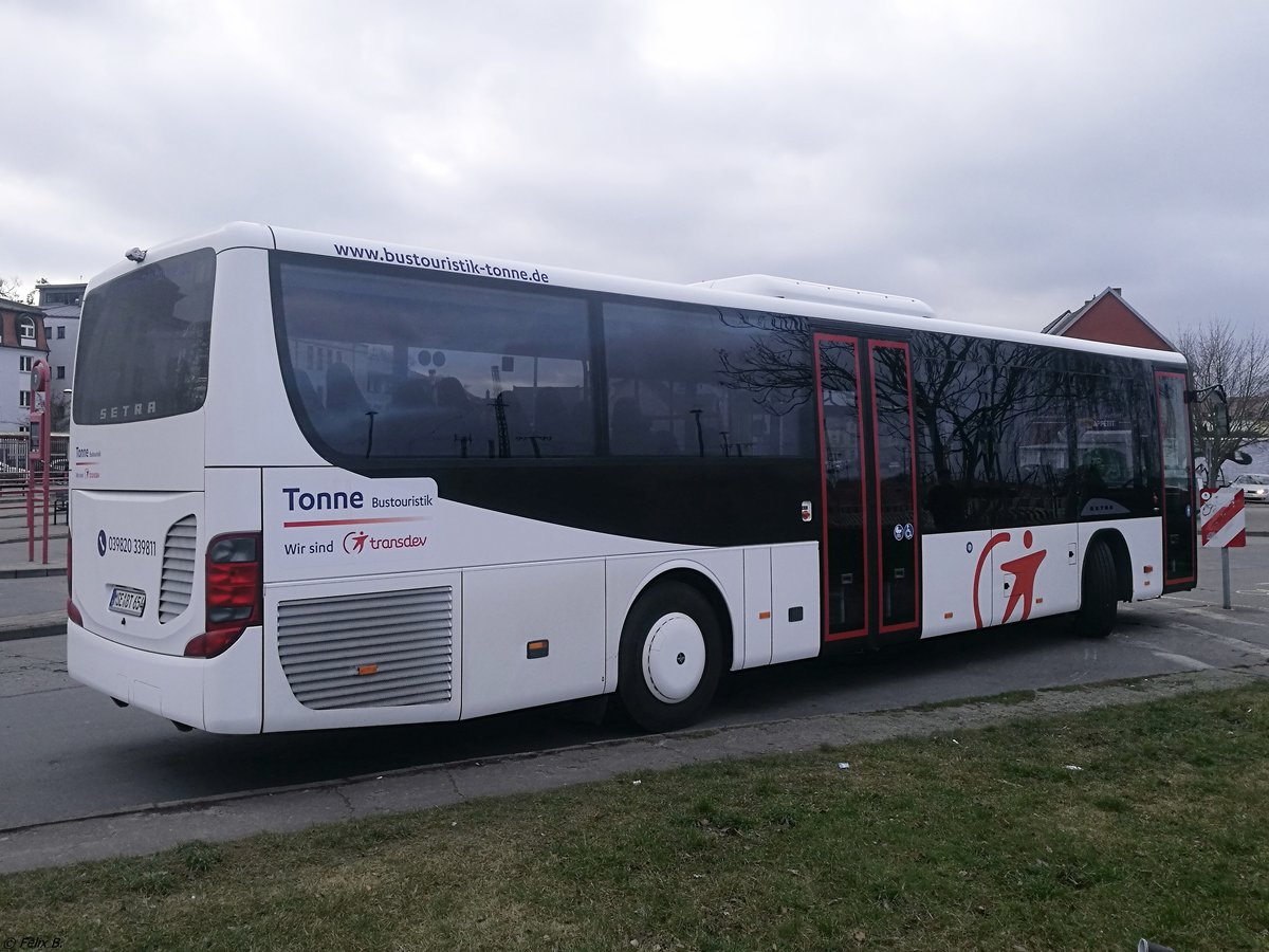 Setra 415 LE Business von Tonne aus Deutschland in Neubrandenburg.