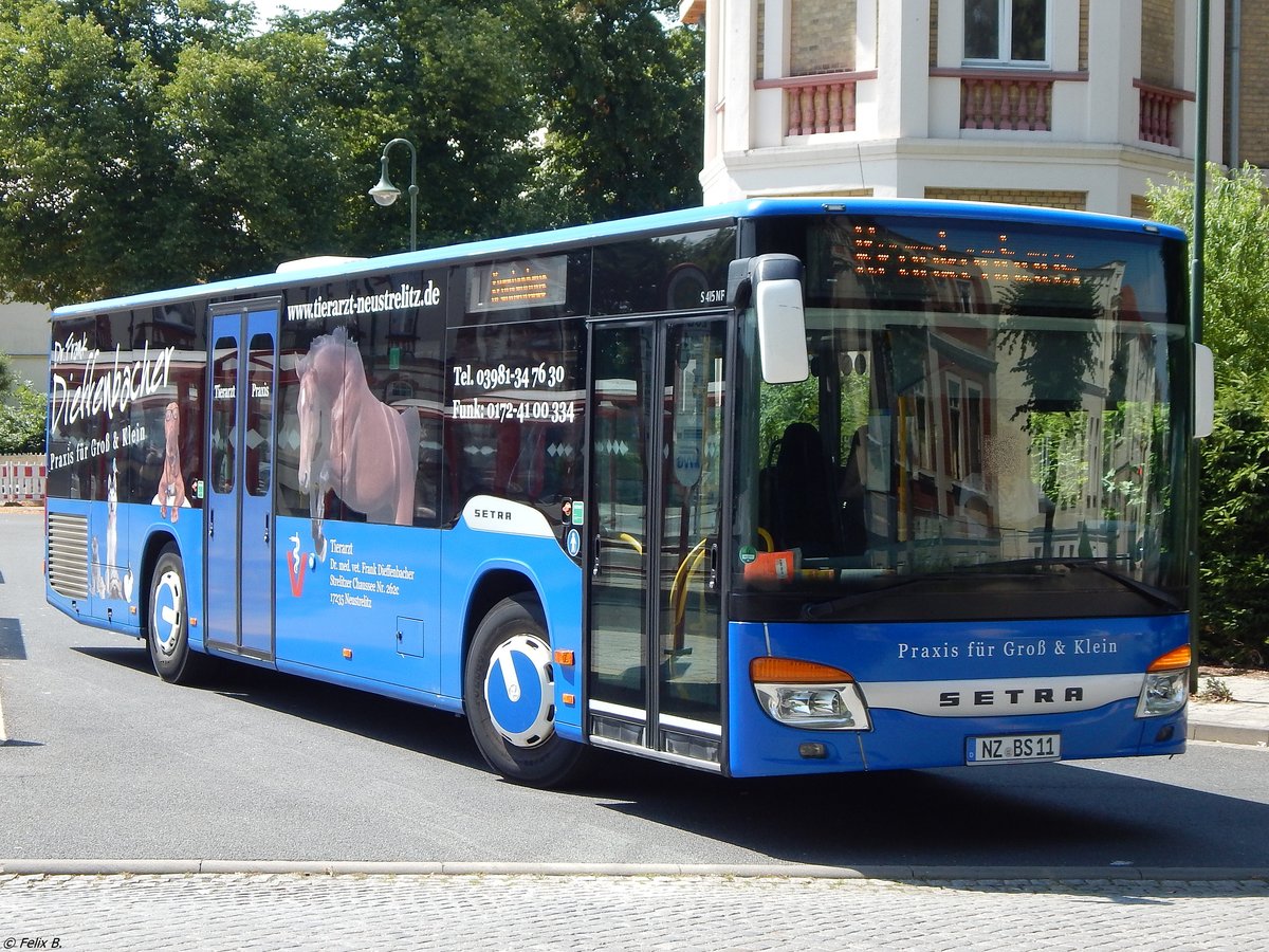 Setra 415 NF von Becker-Strelitz Reisen aus Deutschland in Neustrelitz.