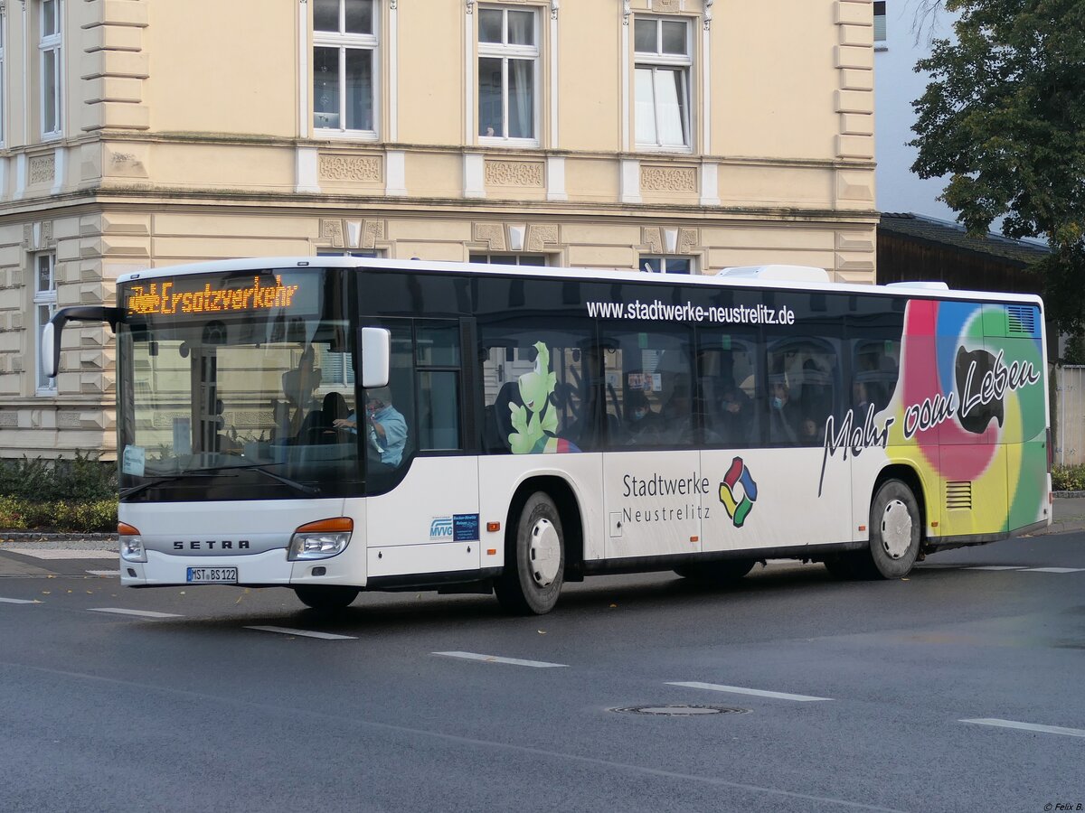 Setra 415 NF von Becker-Strelitz Reisen aus Deutschland in Neubrandenburg.