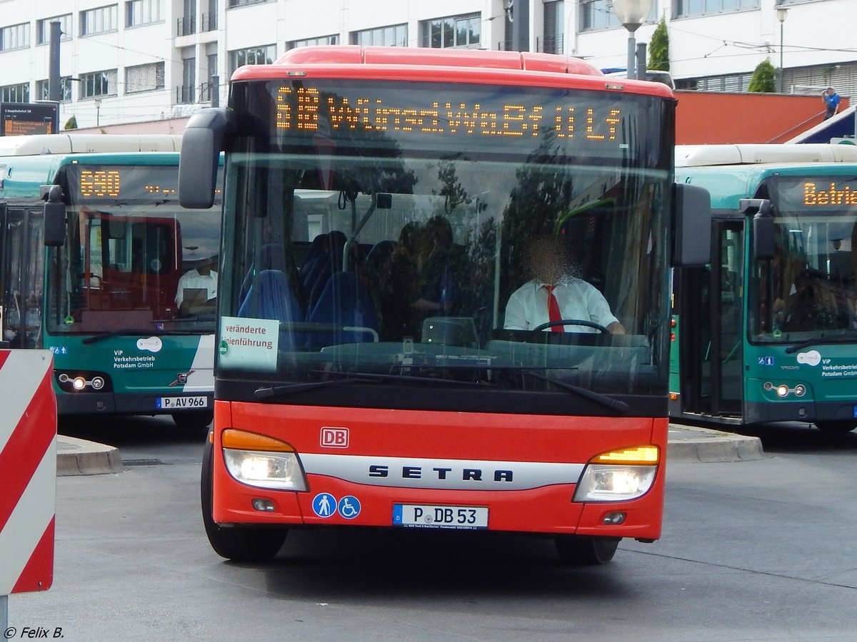 Setra 415 NF von DB Regiobus Ost GmbH in Potsdam.