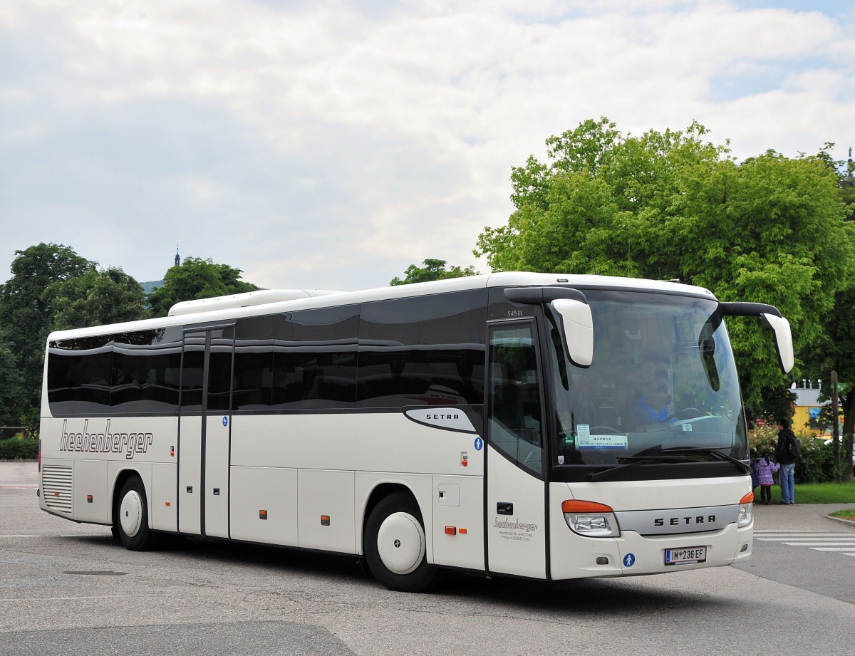 SETRA 415 UL von HECHENBERGER / sterreich am 25.5.2013 in Krems gesehen.