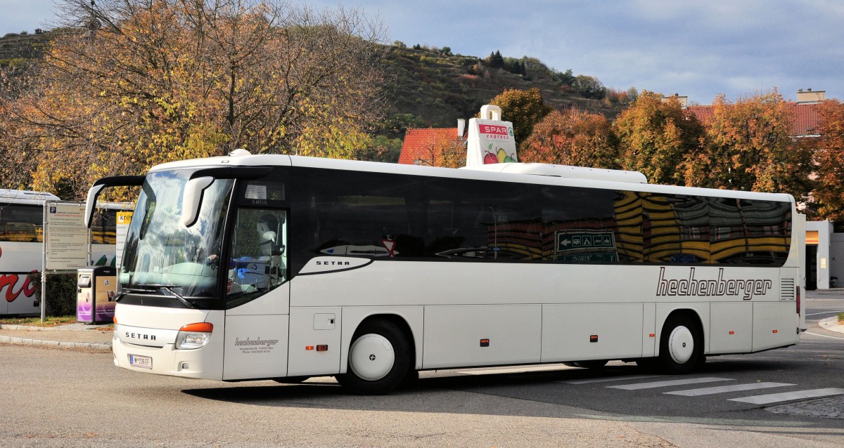 Setra 415 UL von Hechenberger aus sterreich im Herbst 2013 in Krems gesehen.